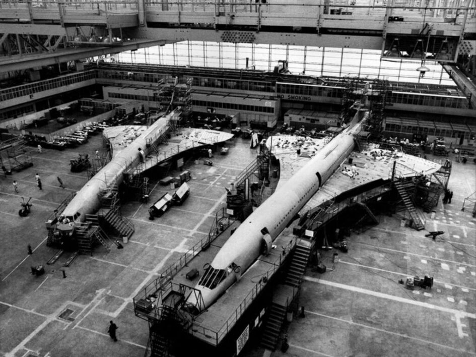 Als wir 1974 das Werk der British Aircraft Corporation besetzten – Sowie Reflexionen für die Gegenwart